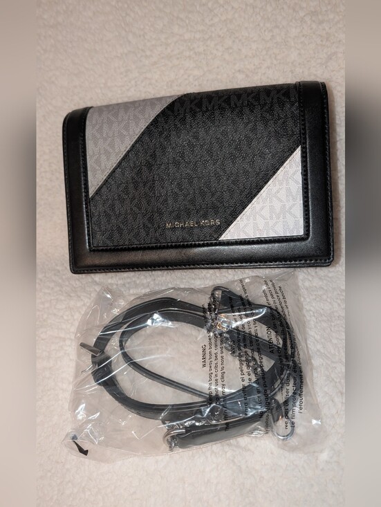 Michael Kors Handbags - Michael Kors Large Fullflap Chain Crossbody Black Gray White Silver NWOT